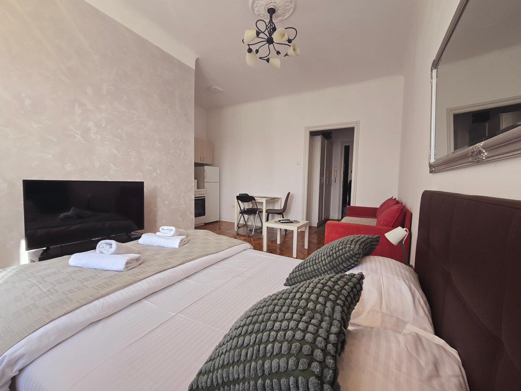 Marcel Apartments Belgrado Esterno foto